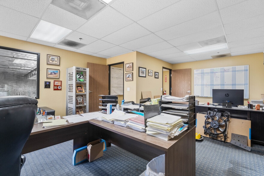 More Photos Of 31887 Corydon Rd, Lake Elsinore Warehouse For Sale