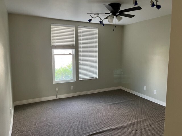 More Photos Of 275 W Madison Ave, El Cajon Medical For Sale