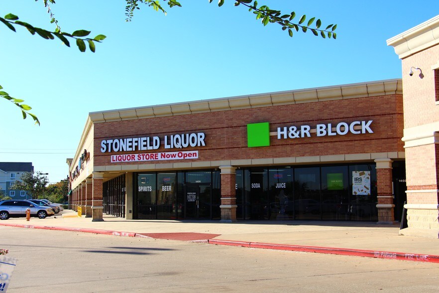 More Photos Of 1400-1438 W Fairmont Pky, La Porte Storefront For Lease