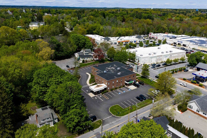 More Photos Of 175 Great Rd, Bedford Medical For Lease