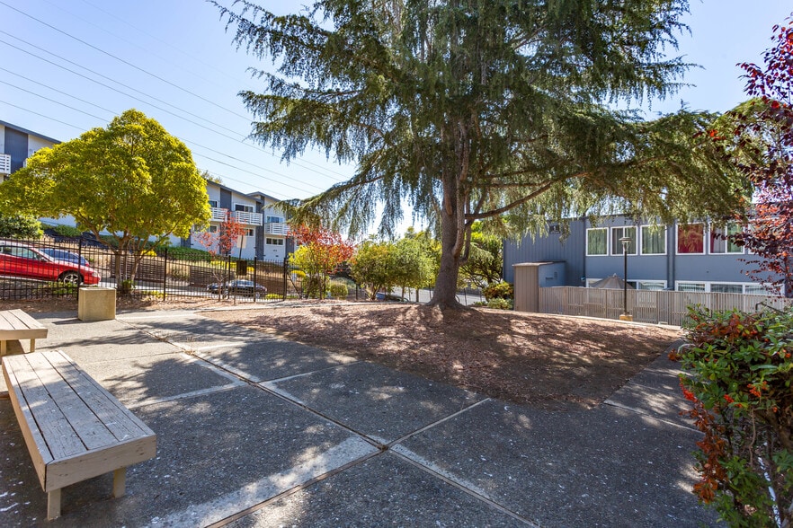 More Photos Of 201 Avian Dr, Vallejo Apartments For Sale