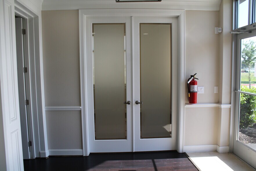 More Photos Of 1526 Katy Gap Rd, Katy Medical For Sale