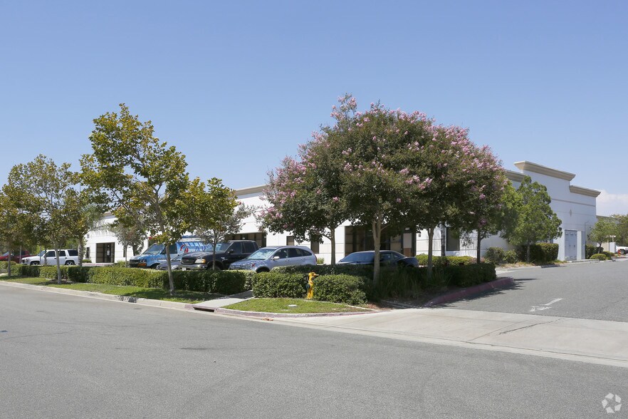 More Photos Of 26398 Deere Ct, Murrieta Distribution For Lease