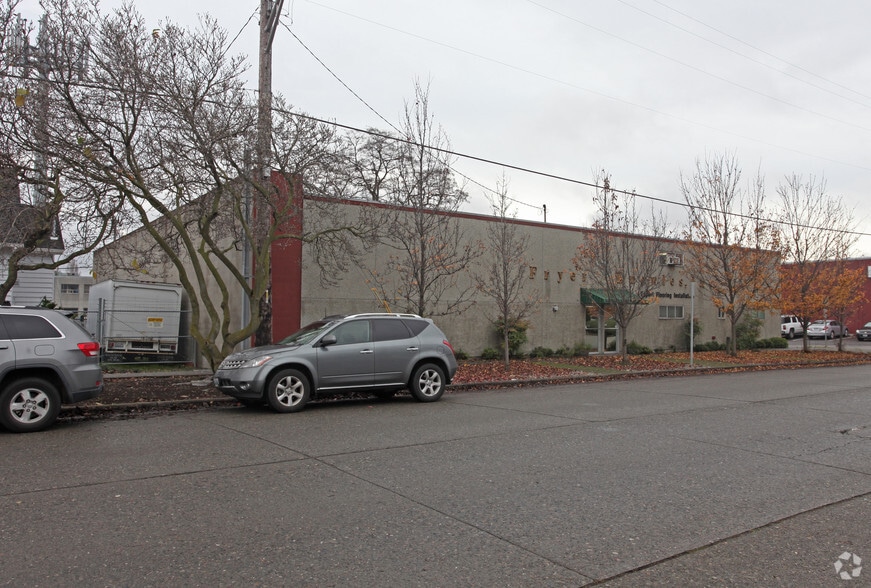 More Photos Of 205 S Dawson St, Seattle Manufacturing For Lease
