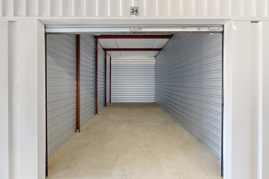 More Photos Of 1114 Innovation Dr, Bryan Self Storage For Sale