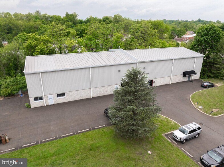 More Photos Of 220 S Chestnut St, Ambler Warehouse For Sale
