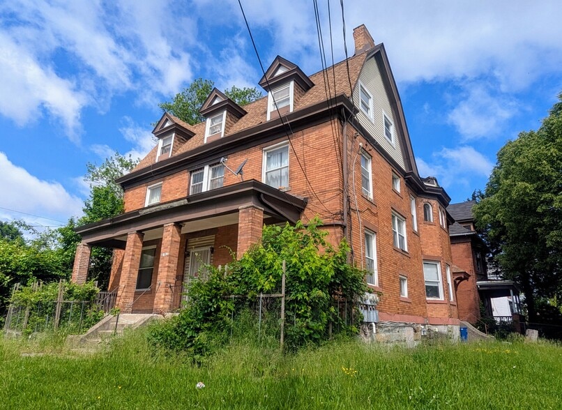 Primary Photo Of 315 Lowell St, Pittsburgh Apartments For Sale