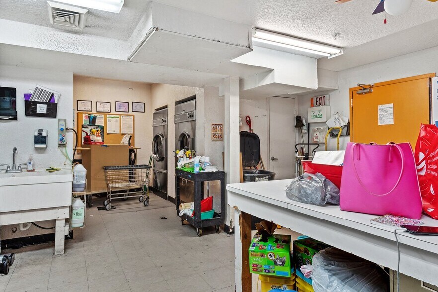 More Photos Of 7051 Seacrest Blvd, Lantana Rehabilitation Center For Sale