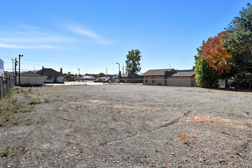 More Photos Of 15813 E Sprague Ave, Spokane Valley Land For Lease