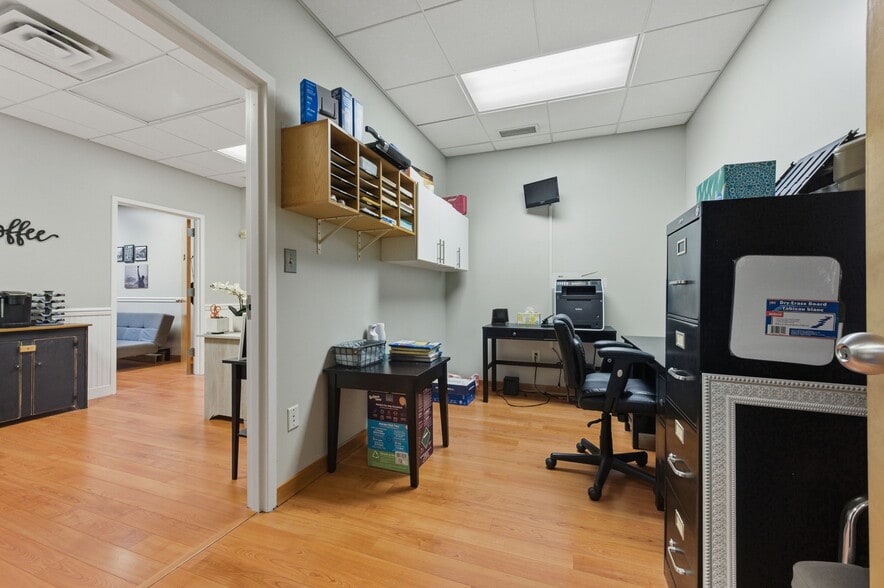 More Photos Of 2744 Red Lion Rd, Bear Religious Facility For Lease