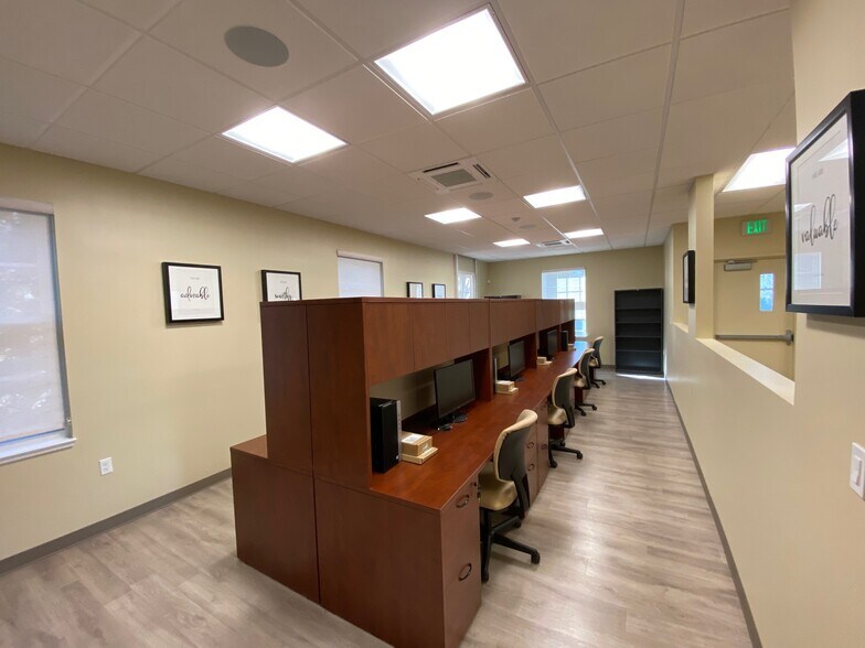 More Photos Of 11623 Philadelphia Rd, White Marsh Medical For Lease