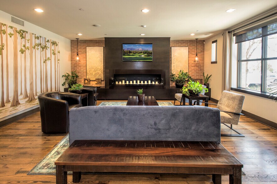 More Photos Of 700 S Myrtle Ave, Monrovia Apartments For Lease