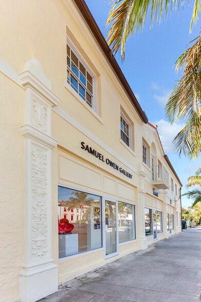 More Photos Of 214 Brazilian Ave, Palm Beach Office For Lease