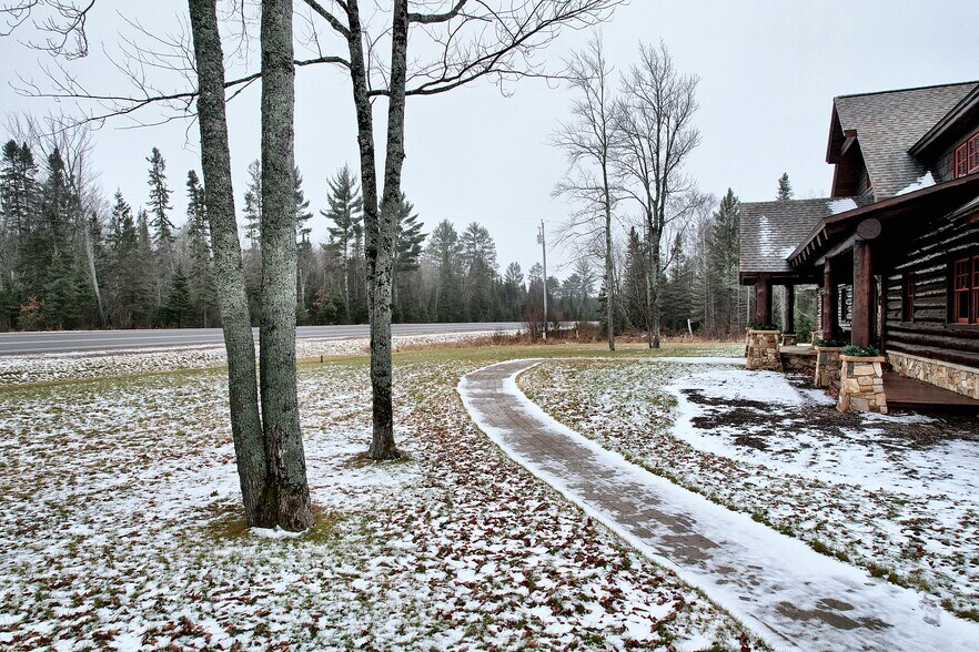 More Photos Of 5771 US Highway 45, Land O Lakes Office For Sale