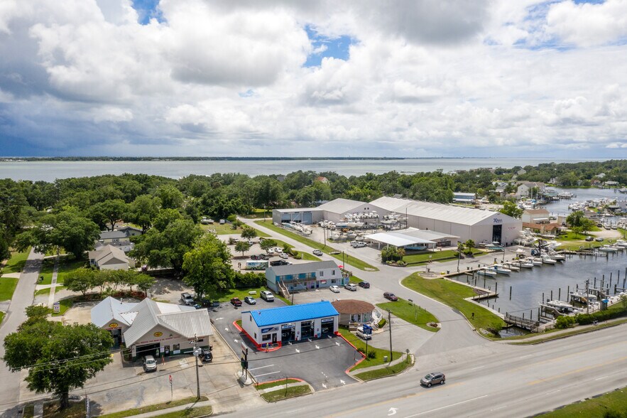 More Photos Of 4317 Arendell St, Morehead City Office For Sale