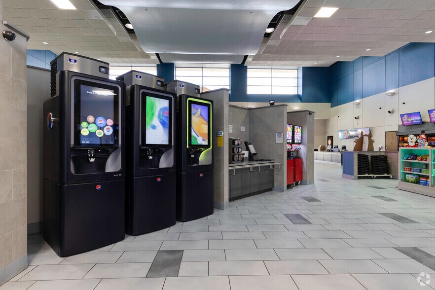 More Photos Of 4345 W New Haven Ave, Melbourne Movie Theatre For Sale