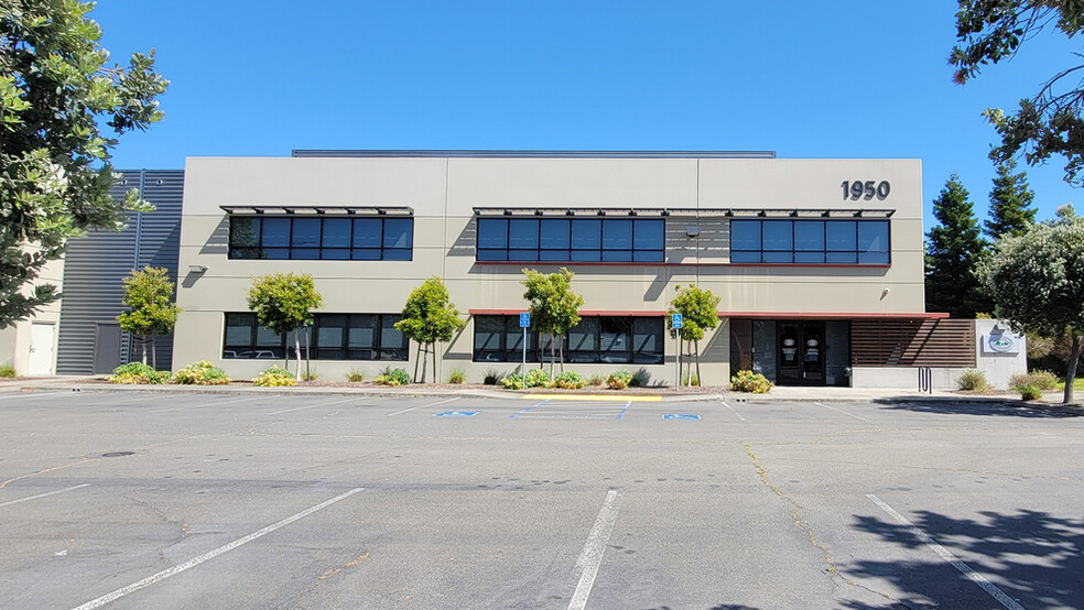 Primary Photo Of 1950 N Loop Rd, Alameda Refrigeration Cold Storage For Sale