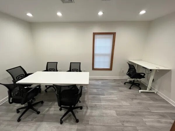 More Photos Of 123 Elm St, Old Saybrook Medical For Sale