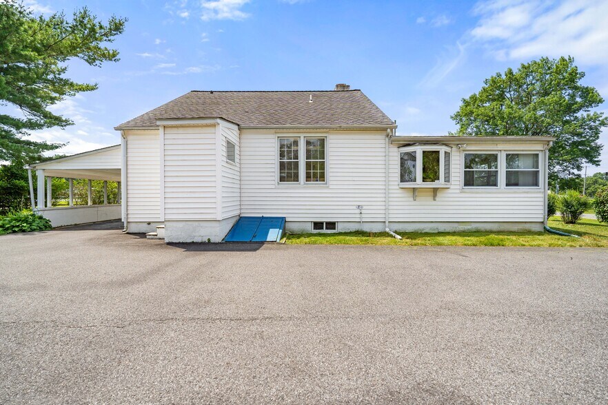 More Photos Of 401 E Pulaski Hwy, Elkton Medical For Sale