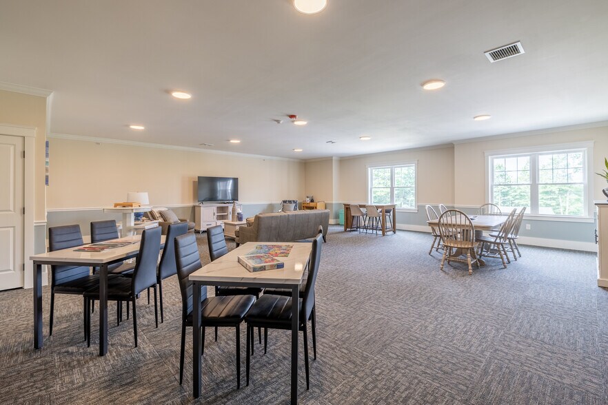More Photos Of 57 Long Point Rd, Lakeville Specialty For Sale