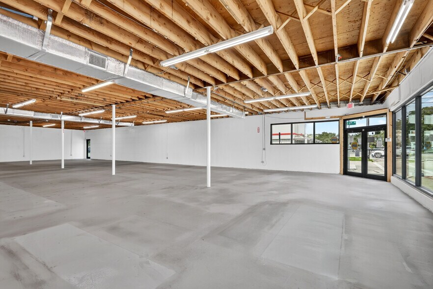 More Photos Of 519 Delaware Ave, Fort Pierce Warehouse For Lease