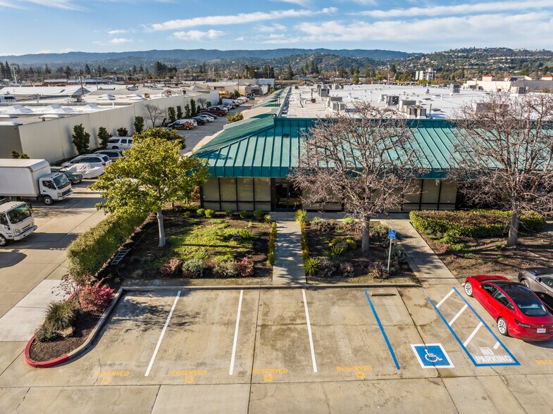 More Photos Of 1300 Industrial Rd, San Carlos Research And Development For Lease