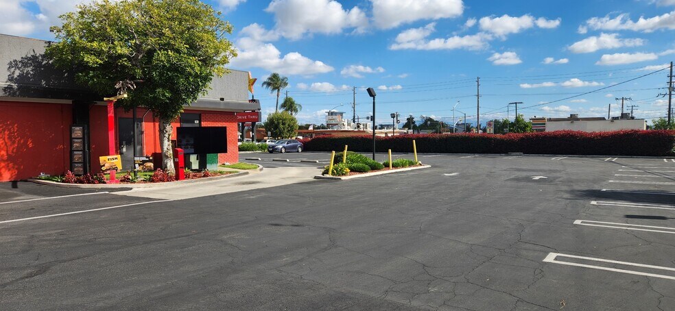 More Photos Of 1771 Indian Hill, Pomona Fast Food For Sale