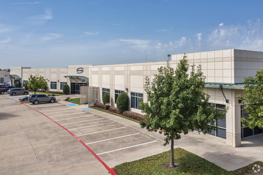 Primary Photo Of 530 E Corporate Dr, Lewisville Research And Development For Lease