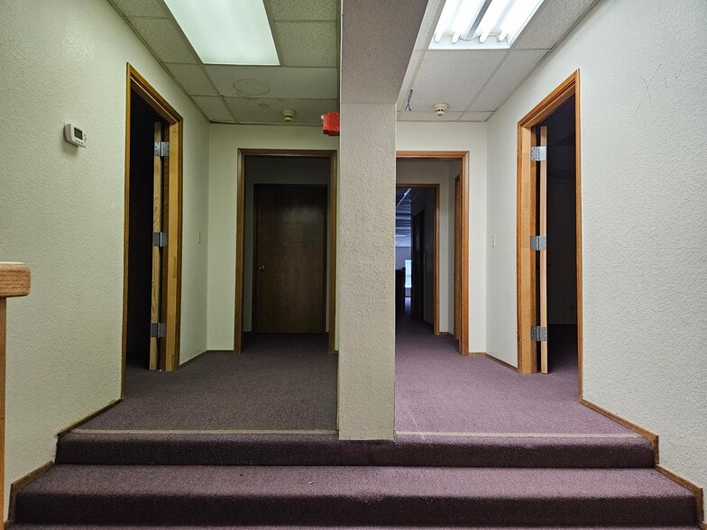 More Photos Of 142 N 9th St, Modesto Office For Lease