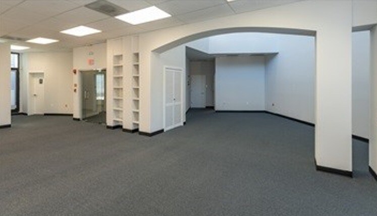 More Photos Of 1782 Columbia Rd NW, Washington Storefront Retail Office For Lease
