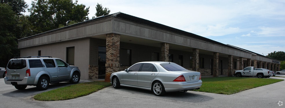 More Photos Of 3000-3006 US Highway 19, Holiday Medical For Sale