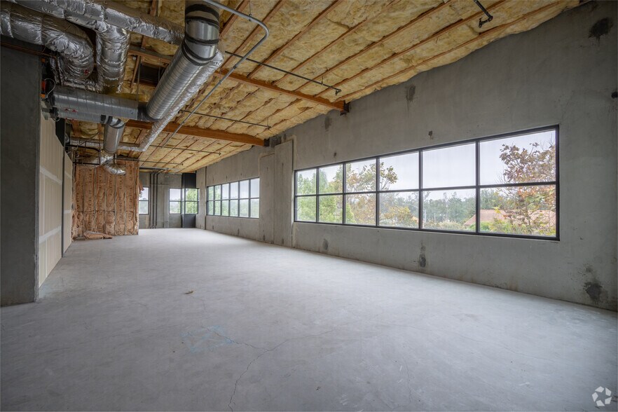 More Photos Of 902 Sycamore Ave, Vista Medical For Sale