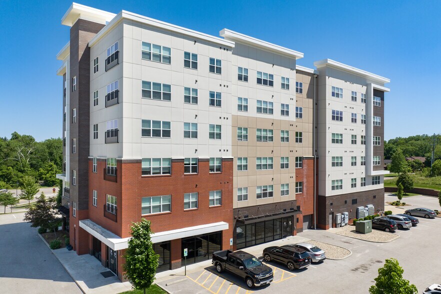 More Photos Of 1010 Enclave Blvd, Edwardsville Apartments For Sale