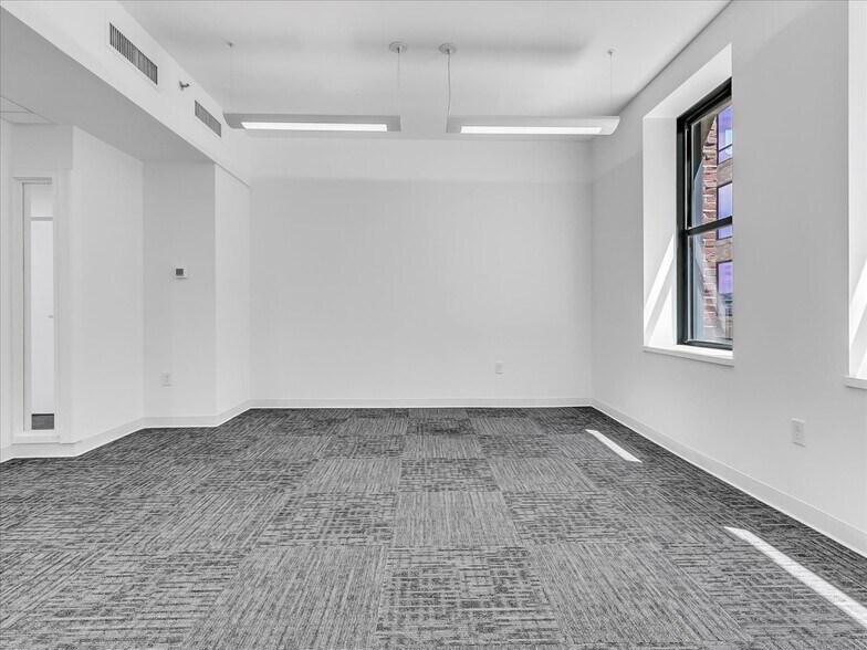 More Photos Of 88 Broad St, Boston Office For Lease