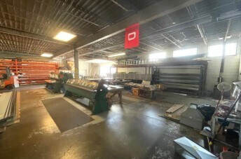 More Photos Of 306 S Summit St, Toledo Light Manufacturing For Sale