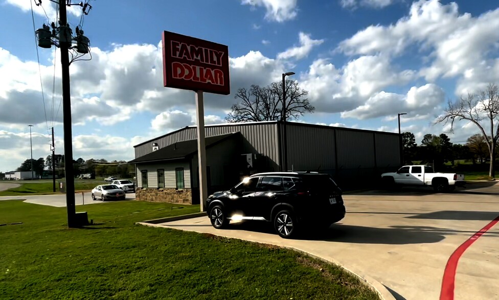 More Photos Of 3016 Estesville rd, Longview General Retail For Sale