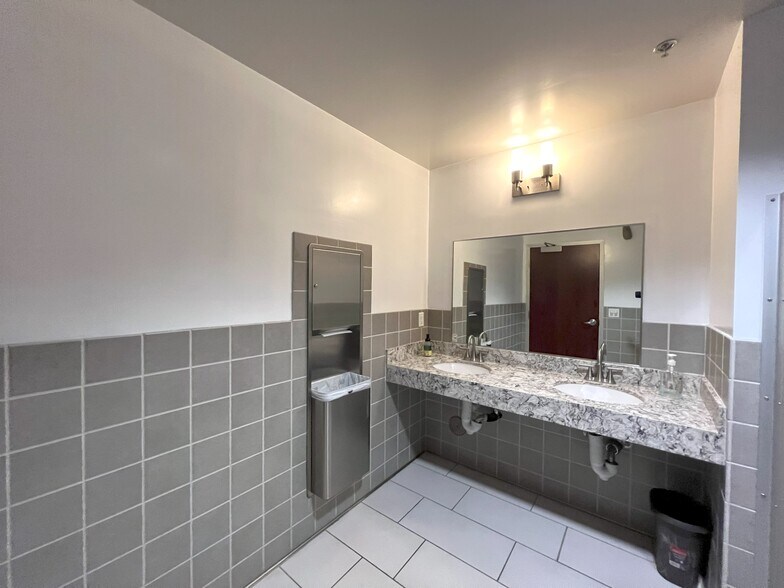 More Photos Of 560 S Mathilda Ave, Sunnyvale Medical For Sale