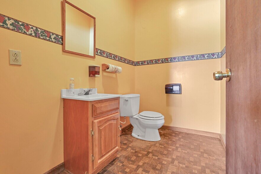 More Photos Of 1900 Winchester Southern Rd, Canal Winchester Winery Vineyard For Sale