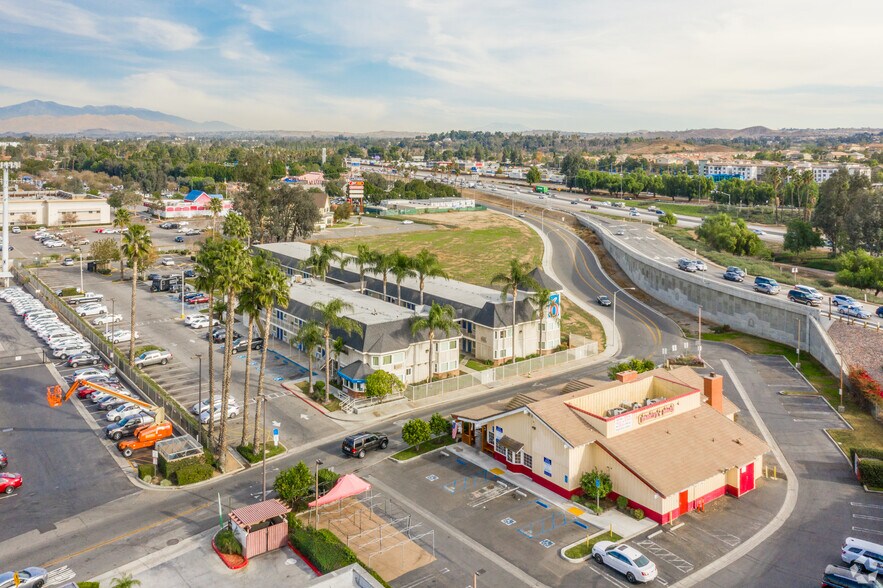 More Photos Of 3663 La Sierra Ave, Riverside Apartments For Sale