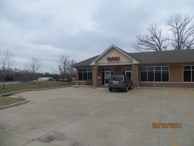 More Photos Of 1804-1816 W Pearce Blvd, Wentzville Office For Sale
