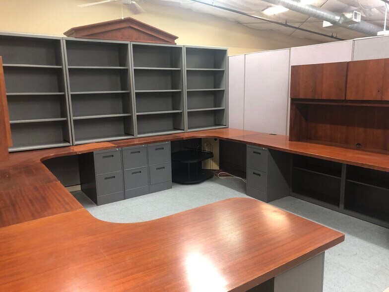 More Photos Of 340 Greenbrier Dr, Charlottesville Manufacturing For Lease