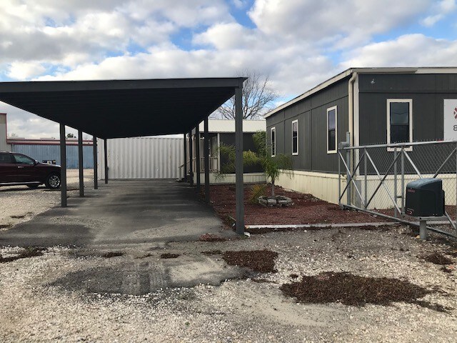 More Photos Of 10219 Pineland Rd, Houston Land For Lease