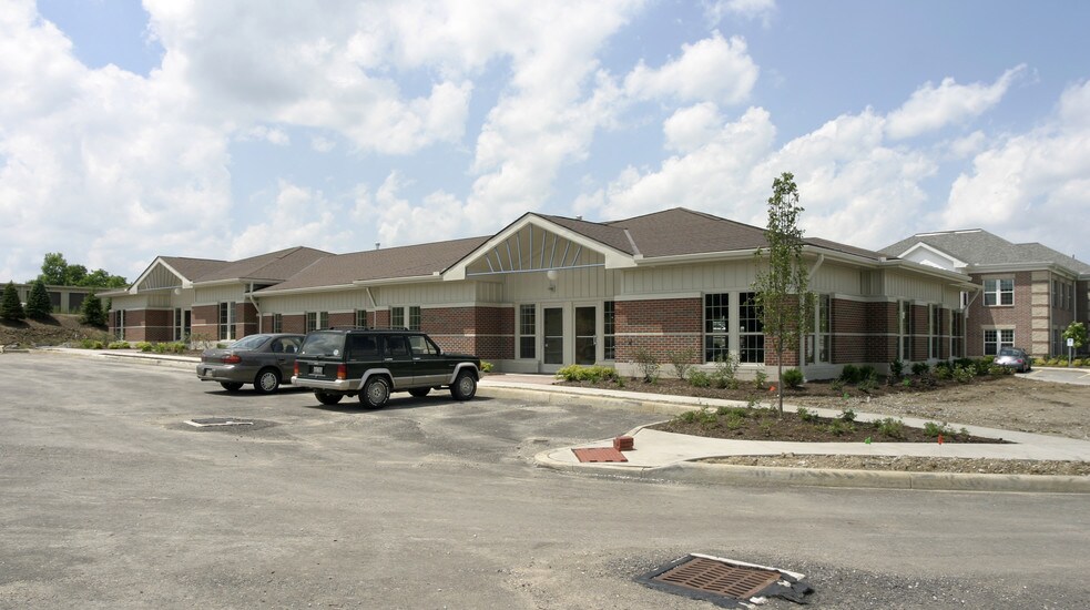 More Photos Of 8840 Commons Blvd, Twinsburg Office For Sale