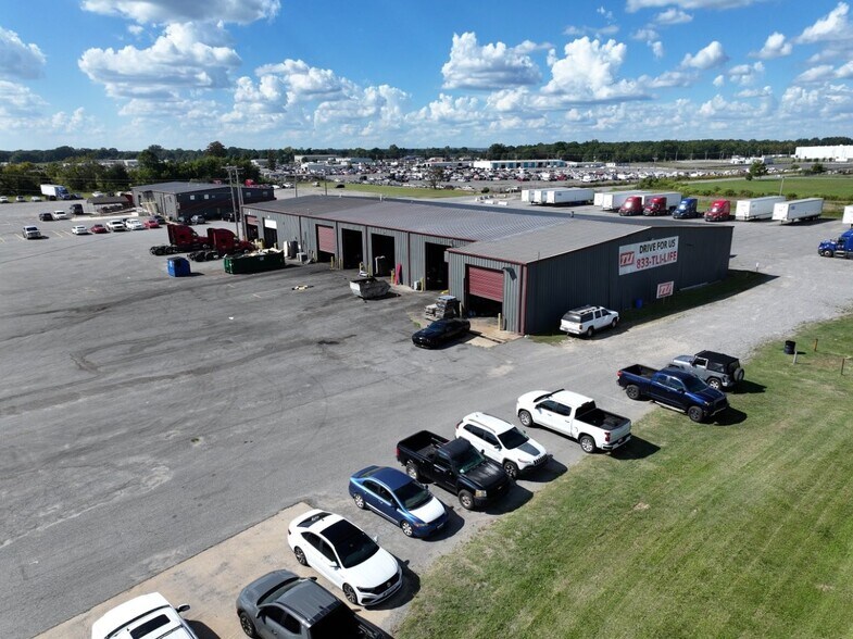 More Photos Of 1 Harold Ives Dr, North Little Rock Warehouse For Sale