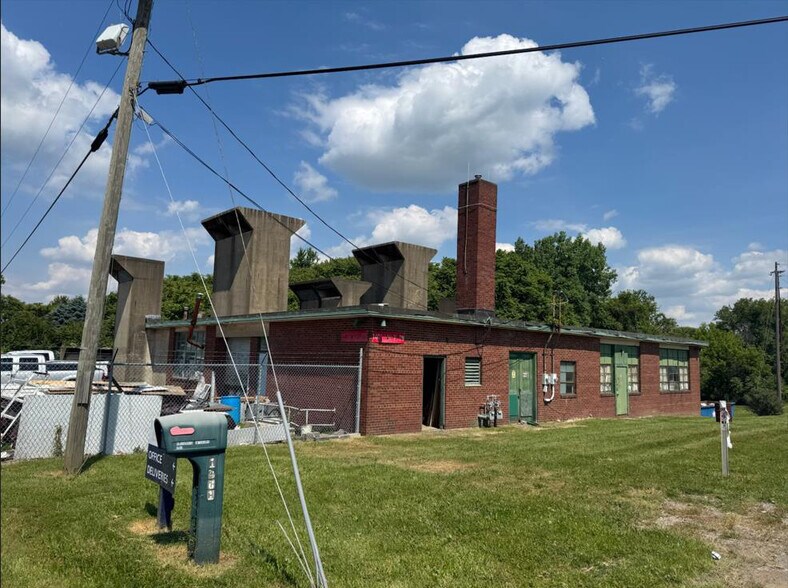 Primary Photo Of 1401 16th St SW, Canton Warehouse For Sale