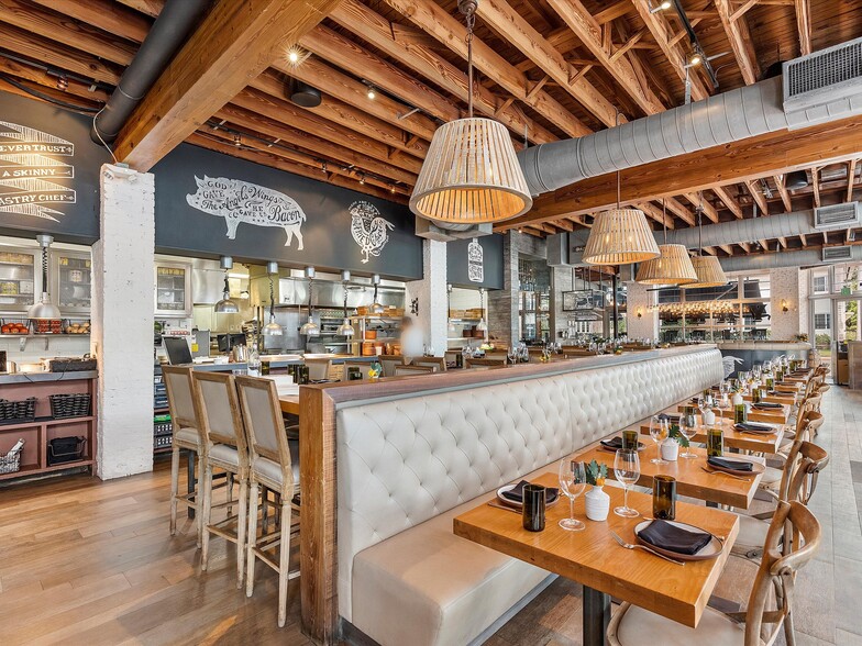 More Photos Of 1600 Lenox Ave, Miami Beach Storefront For Sale