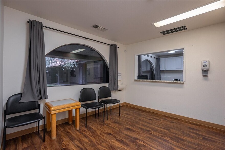 More Photos Of 1050 Las Tablas Rd, Templeton Medical For Sale