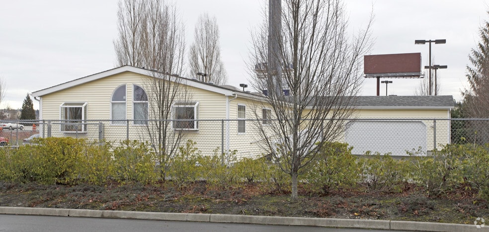 More Photos Of 6310 18th St E, Fife Office For Lease