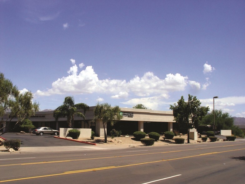 More Photos Of 8340 E Raintree Dr, Scottsdale Showroom For Lease
