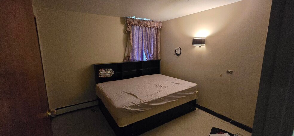 More Photos Of 2876 230th St, Sidney Assisted Living For Sale